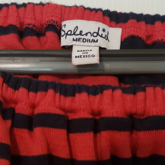 Splendid Off the Shoulder top - Picture 2 of 3